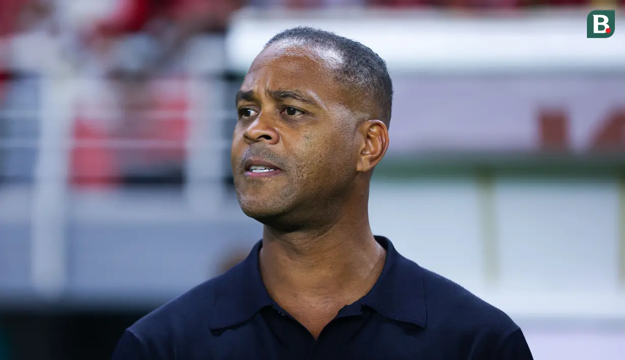 <p>Pelatih Timnas Indonesia,&nbsp;Patrick Kluivert, saat melawan Timnas Lebanon dalam laga FIFA Matchday 2025 di Stadion Gelora Bung Tomo, Surabaya, Senin (8/9/2025). (Bola.com/Abdul Aziz)</p>