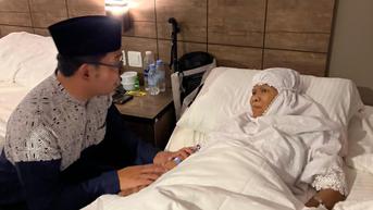 Kala Ridwan Kamil Jenguk Jemaah Haji yang Terbaring karena Stroke