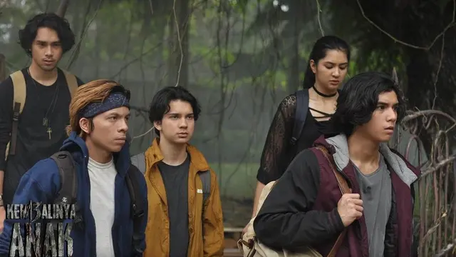 Selalu Cocok, Ini 6 Potret Al Ghazali Bareng Lawan Mainnya di Film hingga Series