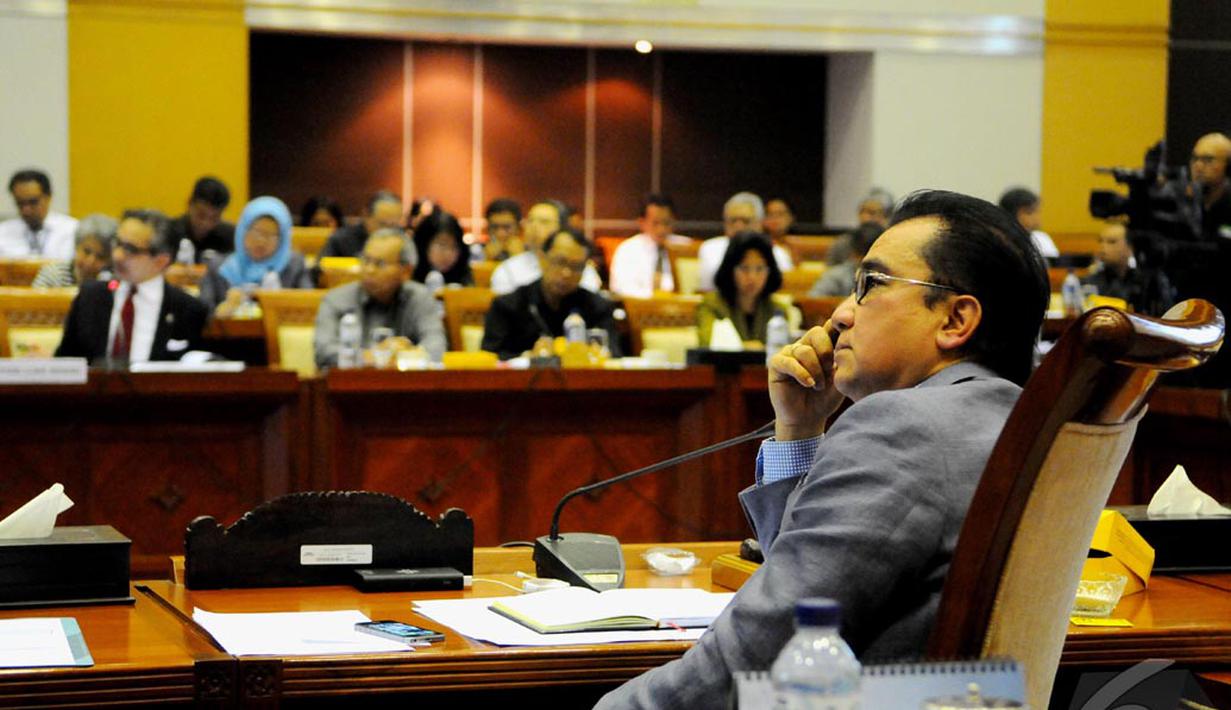 Tantowi Yahya. Mantan pembawa acara dan penyanyi country ini adalah anggota DPR Komisi I yang secara terbuka mendukung Marty kembali jadi menlu, Jakarta, Rabu (17/9/2014) (Liputan6.com/Andrian M Tunay)