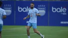 Rekrutan anyar Persib Bandung, Layvin Marc Kurzawa, mulai berlatih bersama rekan-rekan setimnya di lapangan pendamping Stadion GBLA, Kota Bandung, Rabu (28/1/2026). (Bola.com/Erwin Snaz)