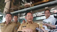 Menteri Dalam Negeri (Mendagri) Tito Karnavian saat ditemui di Kantor Kemenko Perekonomian, Jakarta, Senin (29/1/2024). (Arief/Liputan6.com)