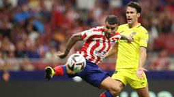 Angel Correa. Sayap kanan Argentina berusia 27 tahun yang kini menjalani musim ke-8 bersama Atletico Madrid ini tercatat telah mengoleksi 60 gol dan 54 assist dari total 337 laga di semua ajang. Ia didatangkan dari salah satu klub Argentina, San Lorenzo pada tengah musim 2014/2015. (AFP/Thomas Coex)