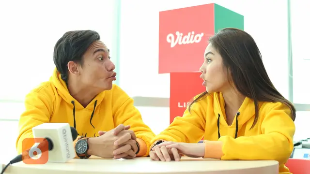 [Bintang] Vanesha Prescilla dan Adipati Dolken
