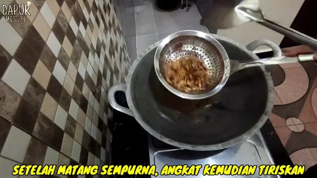 Bukan Pakai Tepung, Begini Cara Masak Ikan Teri Agar Awet Renyah