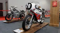 Yamaha RX King bergaya motor balap jaman dulu. (Septian/Liputan6.com)