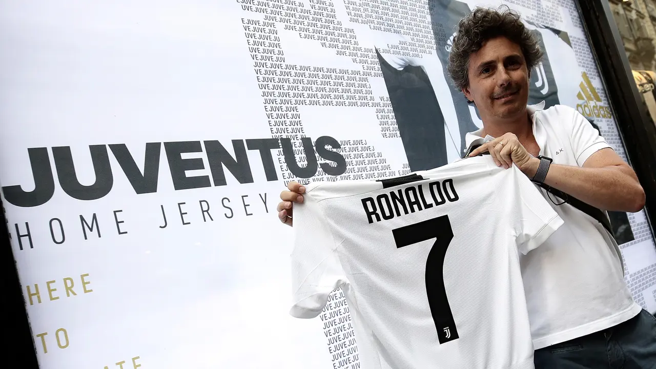 Jersey Cristiano Ronaldo di Juventus