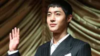 Aktor tampan yang tengah menghadapi segudang masalah, Kim Hyun Joong mulai mengikuti wajib militer.