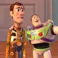Woody dan Buzz Lightyear dalam Toy Story 2. (smosh.com)