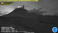 Gunung Semeru mengalami erupsi pada Kamis dini hari (18/1/2024), pukul 00.16 WIB. (Liputan6.com/ PVMBG)