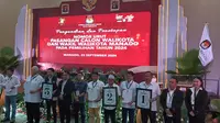 KPU Manado pada, Senin (23/9/2024), resmi mengundi dan menetapkan nomor urut pasangan calon (paslon) Wali Kota dan Wakil Wali Kota Manado.