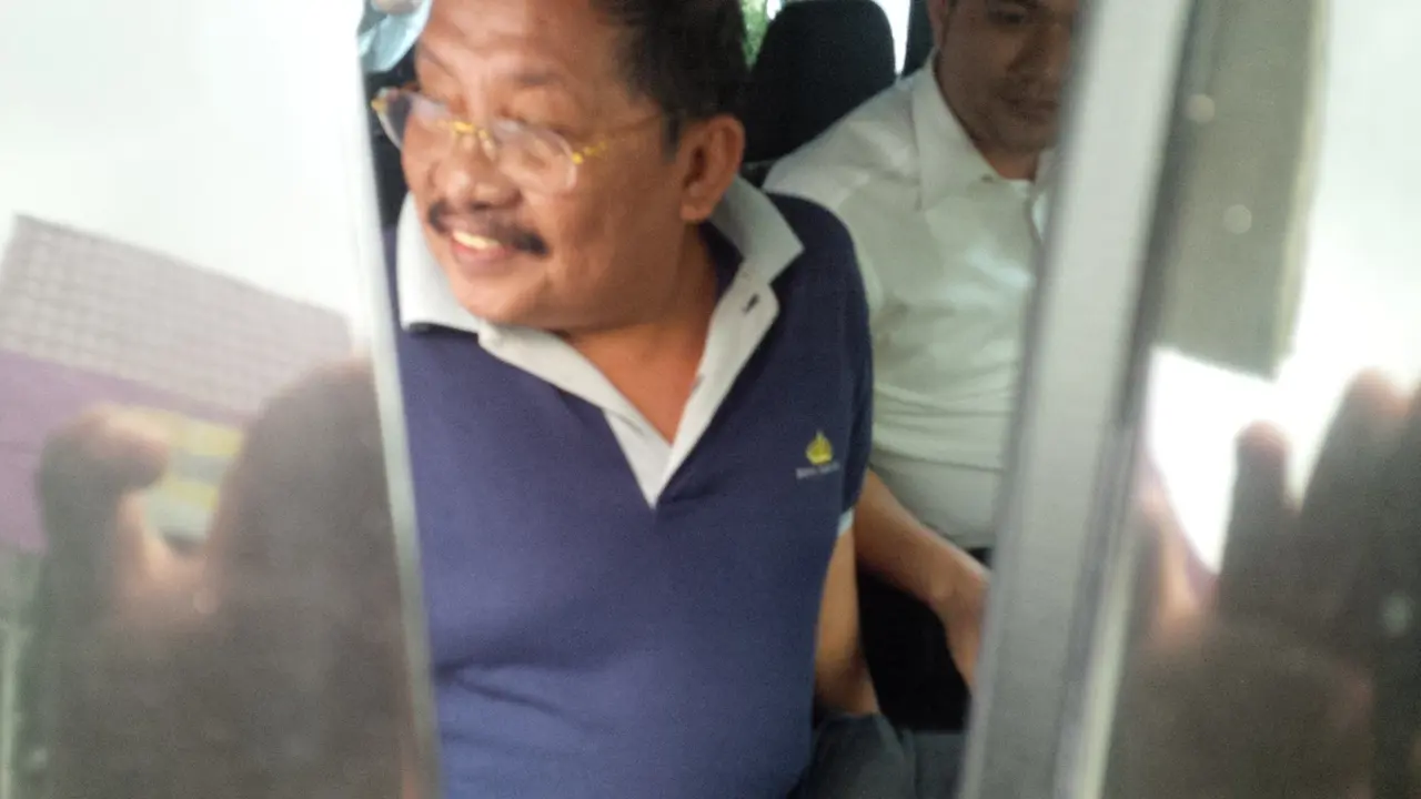 Mantan Bupati Pelalawan Tengku Azmun Jaafar