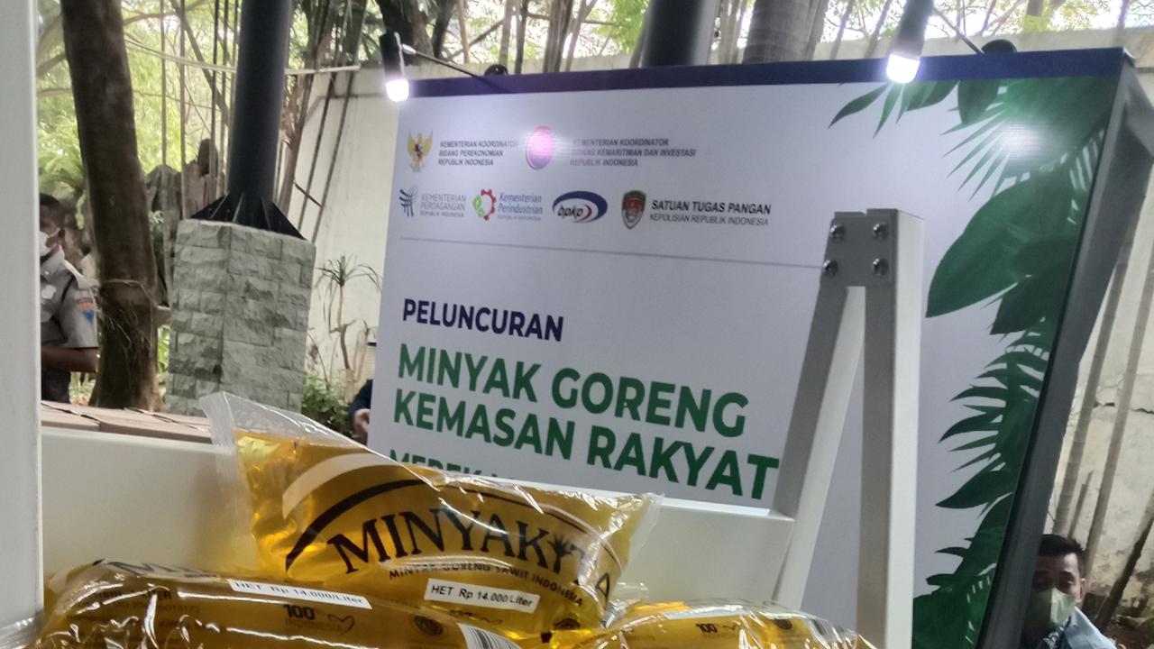 Menteri Perdagangan atau Mendag Zulkifli Hasan meluncurkan produk minyak goreng curah kemasan Minyakita, yang masuk ke dalam program Minyak Goreng Curah Rakyat (MGCR).