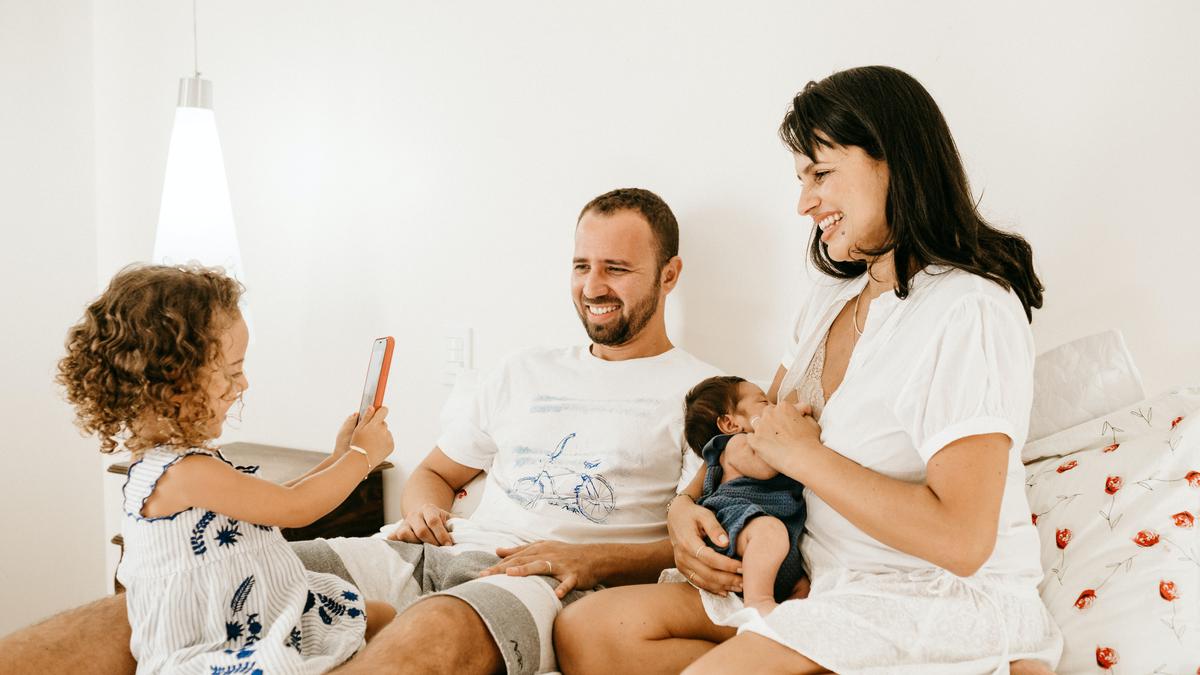 Liburan Akhir Tahun Tanpa Cemas, Begini Tips Bikin Rumah Aman Saat Ditinggal Staycation