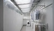 Desain Area Cuci Jemur di Lorong Rumah Lebar 1 Meter, Baju Cepat Kering Tanpa Takut Hujan