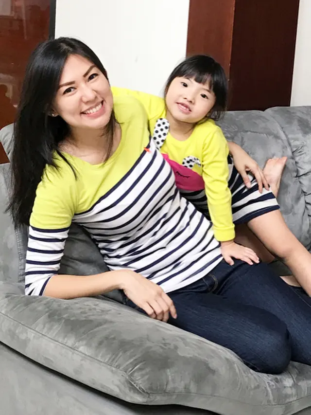 6 Momen Kebersamaan Aida Chandra, Istri Delon dengan Buah Hatinya