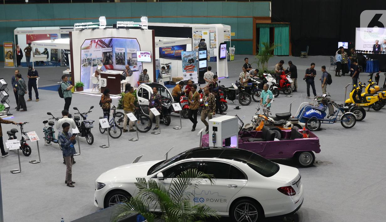 FOTO Melihat Teknologi Kelistrikan di  Hari Listrik  
