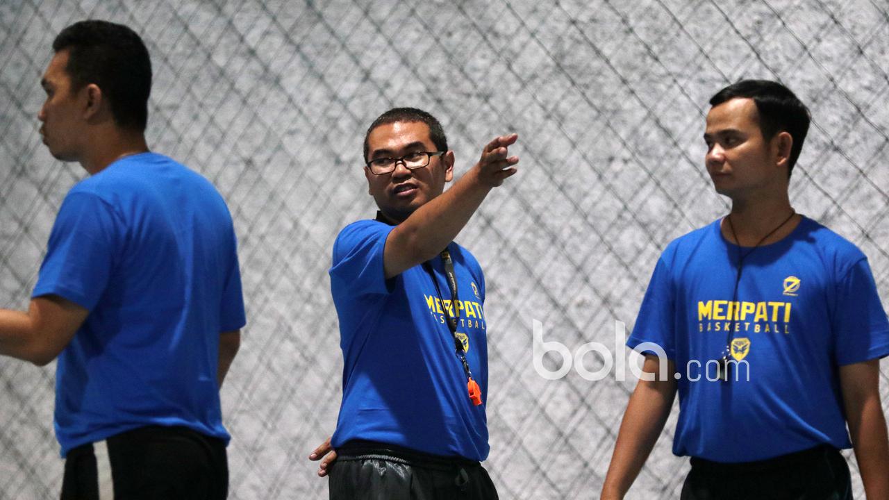 Basket Putri Merpati Bali, Merpati Bali Women Basketball Challenge 2017, Bola.com, Bambang Asdianto Pribadi