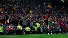 Ekspresi striker Barcelona, Neymar, setelah mencetak gol ke gawang Sevilla pada final Copa del Rey yang berlangsung di Vicente Calderon, Madrid, Minggu (22/5/2016). (Reuters/Juan Medina))