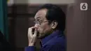 Terdakwa penerimaan gratifikasi dari berbagai pihak selama menjabat sebagai Gubernur Kepulauan Riau pada kurun waktu 2016-2019, Nurdin Basirun saat menjalani sidang lanjutan Pengadilan Tipikor Jakarta, Kamis (19/12/2019). Sidang mendengar keterangan saksi-saksi. (Liputan6.com/Helmi Fithriansyah)