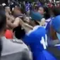 Bobotoh Persib bentrok dengan Jak Mania di GBK. Sementara itu, sejumlah SMA telah melakukan persiapan jelang UN.