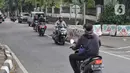 Melawan arus lalu lintas masih menjadi salah satu pelanggaran yang sering terlihat secara terang-terangan di jalan raya. (Liputan6.com/Angga Yuniar)