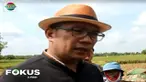 Dalam kampanye kali ini, mereka juga menjanjikan program kesejahteraan dan kemakmuran, terutama bagi petani dan pedagang tradisonal.