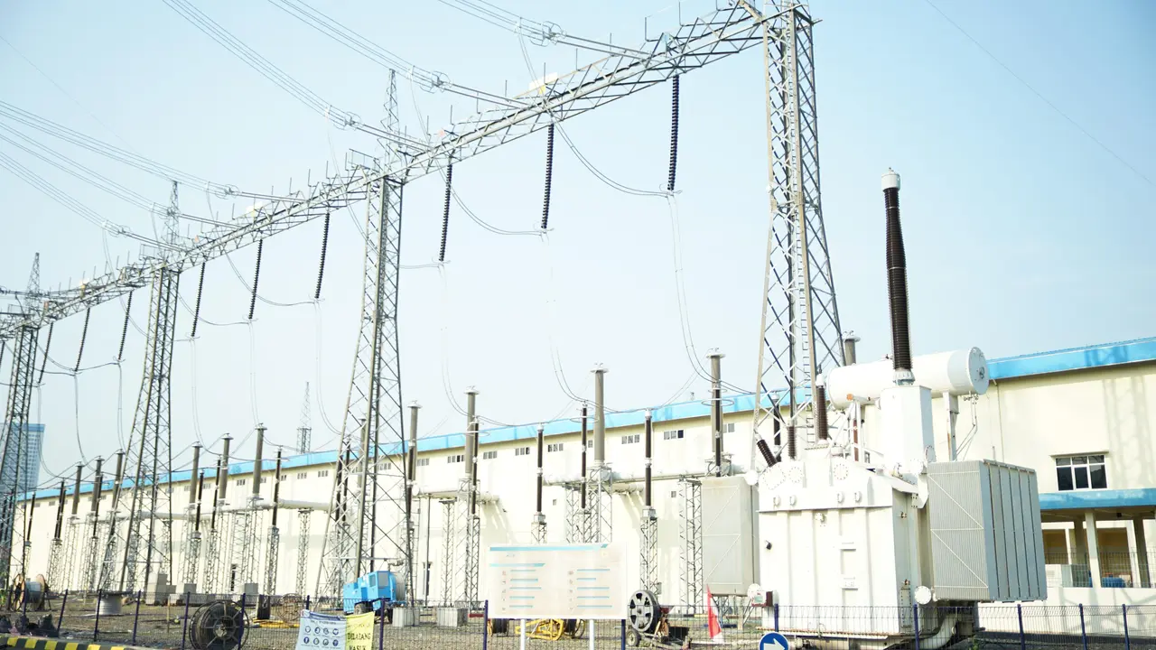 PLN Selesaikan 3 Proyek Listrik untuk Jawa Bagian Barat