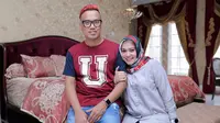 Uya Kuya bersama istri tercinta, Astrid. (Deki Prayoga/Bintang.com)