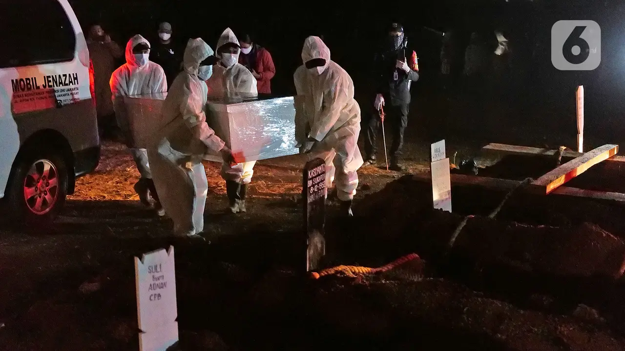 FOTO: Angka Kasus Baru COVID-19 Masih Tinggi