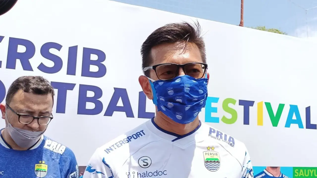 Direktur PT Persib Bandung Bermartabat (PBB), Teddy Tjahyono