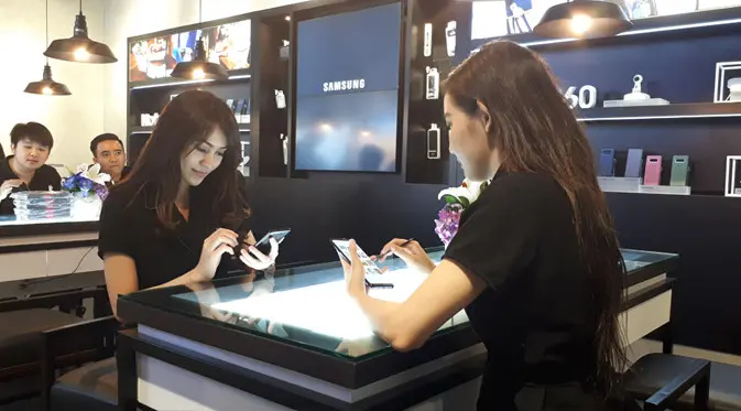 Samsung Galaxy International Experience Store terbesar se-Asia Tenggara di Lotte Shopping Avenue, Jakarta. Liputan6.com/Agustinus Mario Damar