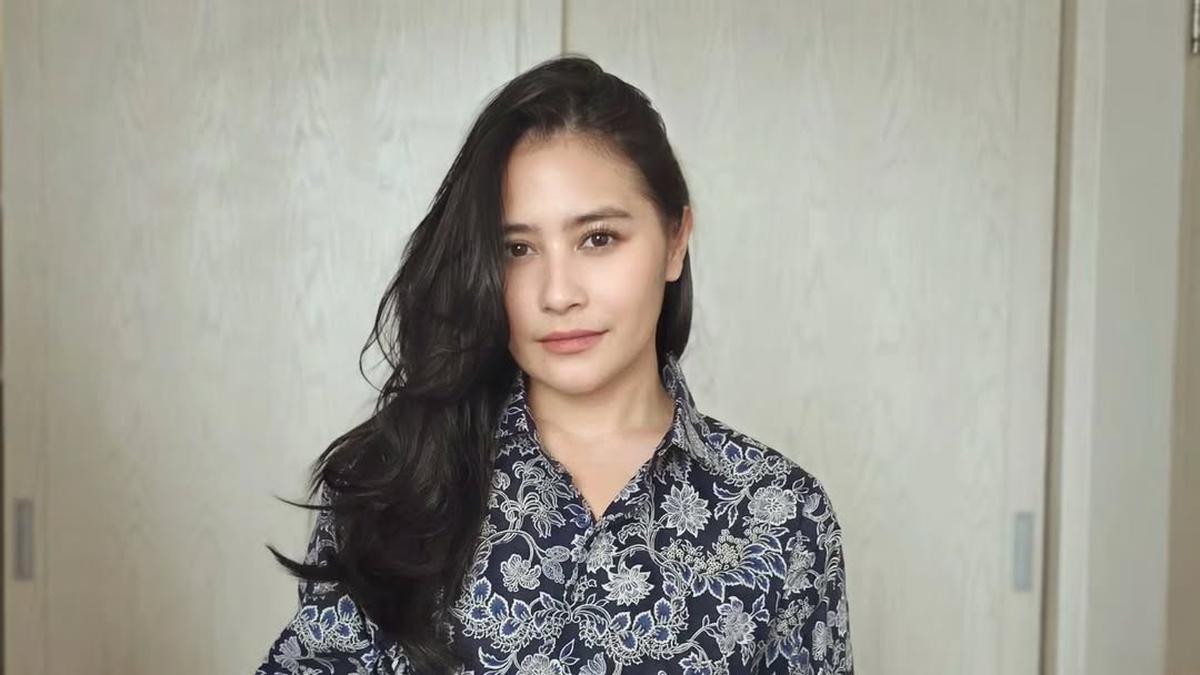 Top 3 Berita Hari Ini: Gaya Berbatik Prilly Latuconsina, Modern dan Elegan dengan Sentuhan Tradisional