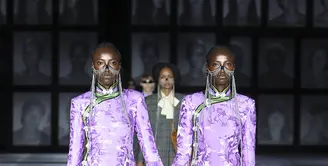 Alessandro Michele dari Gucci meminta 68 pasang kembar indentik untuk show Spring/Summer 2023 di Milan Fashion Week bertajuk Gucci Twinsburg (Foto: Instagram @gucci)