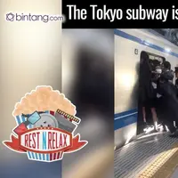 Pendorong Penumpang ke dalam Kereta Jepang