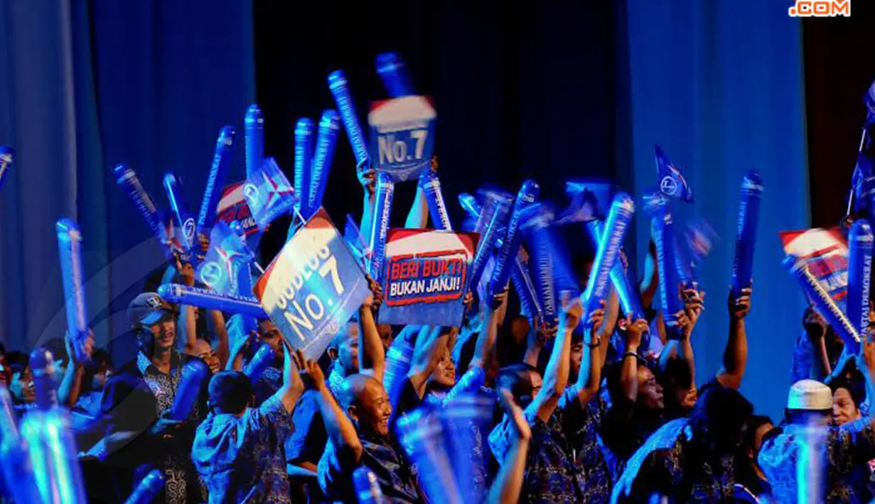 Kamis (03/04/14) ratusan kader Partai Demokrat menggelar Rapat Umum di Hall D JIExpo Kemayoran, Jakarta (Liputan6.com/Helmi Fithriansyah)