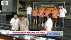 Dalam aksinya, para tersangka mengaku membutuhkan uang untuk dapat mencairkan harta raja-raja sebesar Rp 23 triliun yang tersimpan di Singapura dan Bank Dunia.