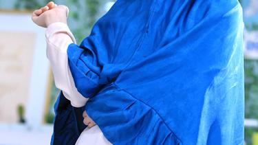 Pakai Hijab Gamis Nycta Gina Tak Lagi Jumpalitan Photo Fimela Com