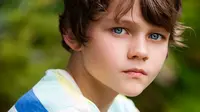 Bintang Terra Nova, Levi Miller Resmi Jadi Peter Pan