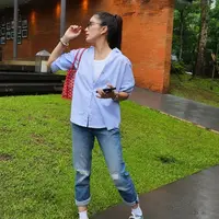 Ussy Sulistiawaty makin muda (Instagram/ussypratama)