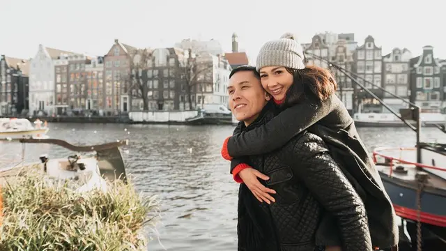 FOTO: Momen Mesra Andrea Dian dan Ganindra Bimo, Selalu Kompak