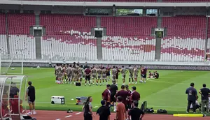 Aston Villa Langsung Gelar Latihan di GBK, Tak Peduli Cuaca Panas