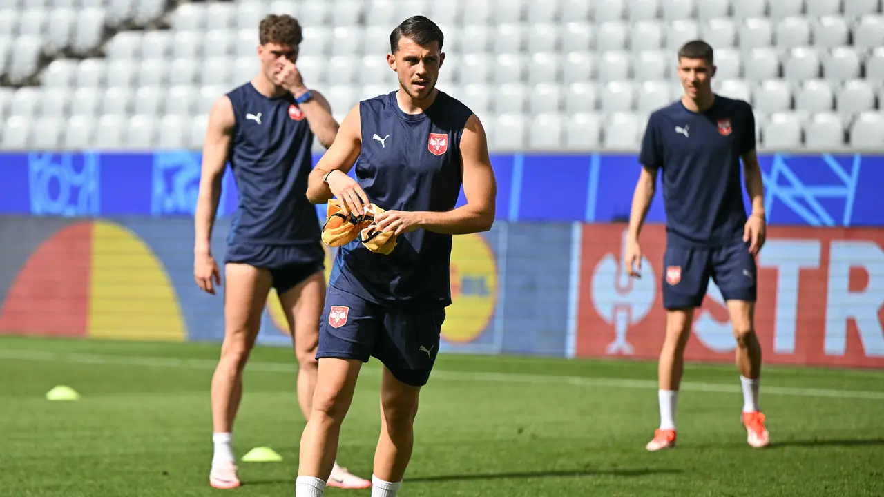 Latihan Serbia Jelang VS Slovenia di EURO