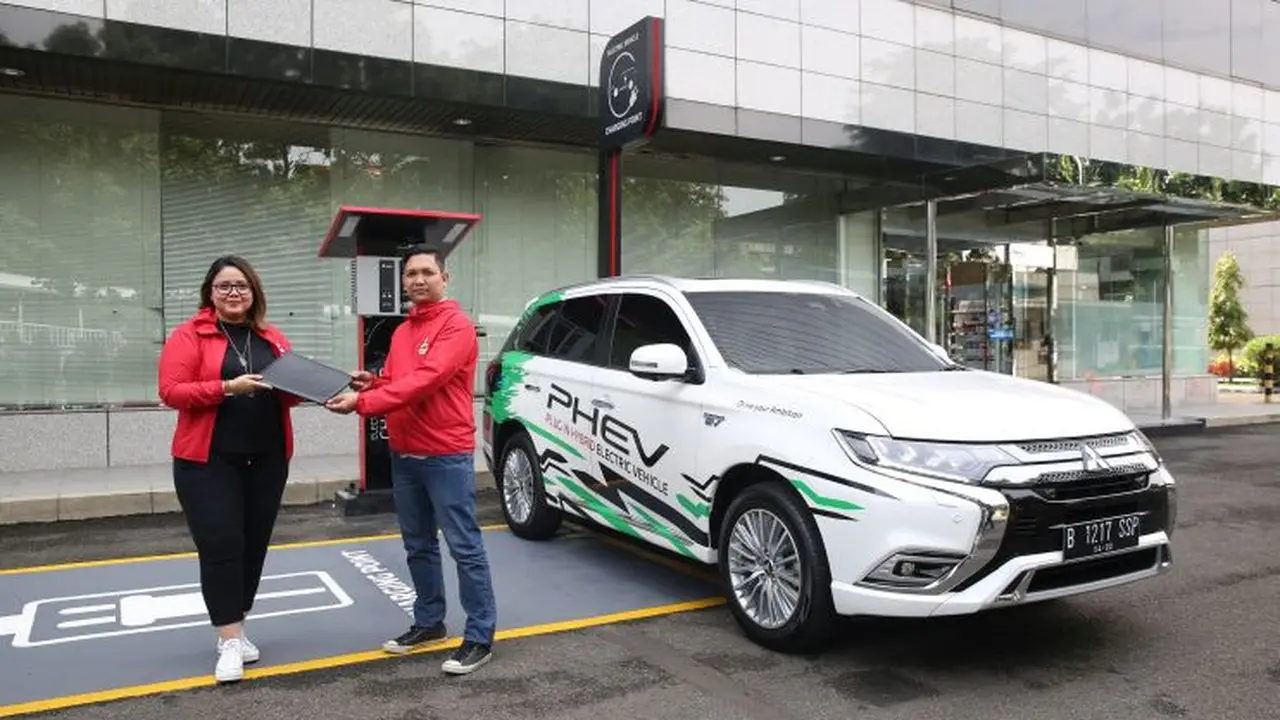 Begini Cara Mitsubishi Perkenalkan Outlander PHEV di Indonesia (PT MMKSI)