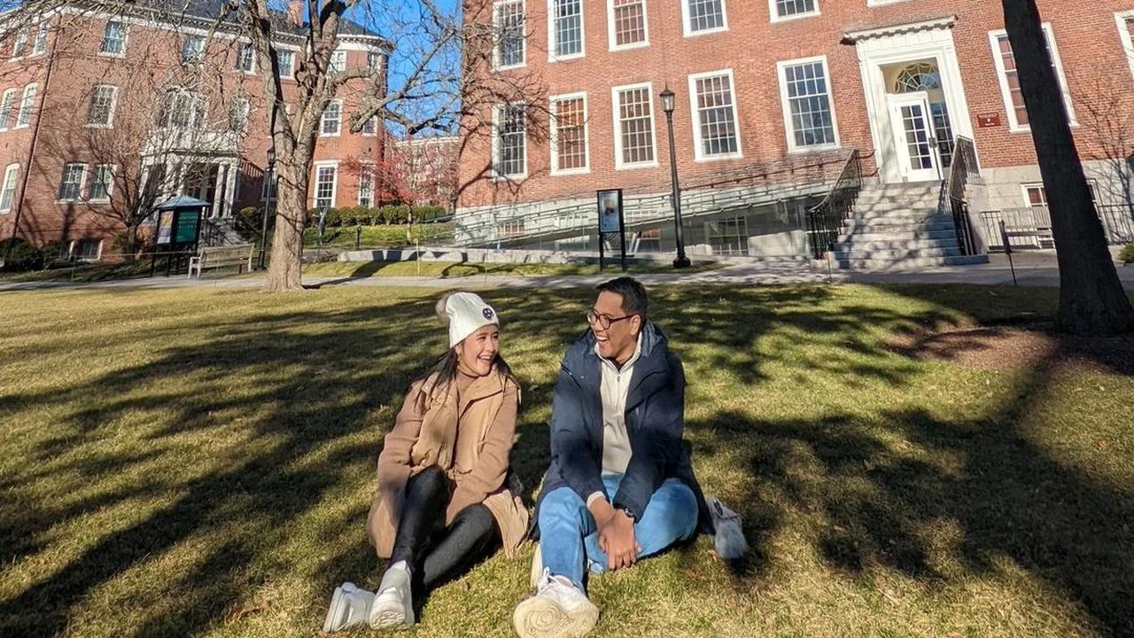 Prilly Latuconsina dan Imam Usman