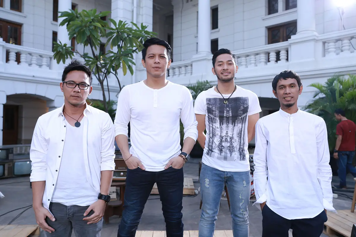 [Bintang] Ariel dan Uki NOAH