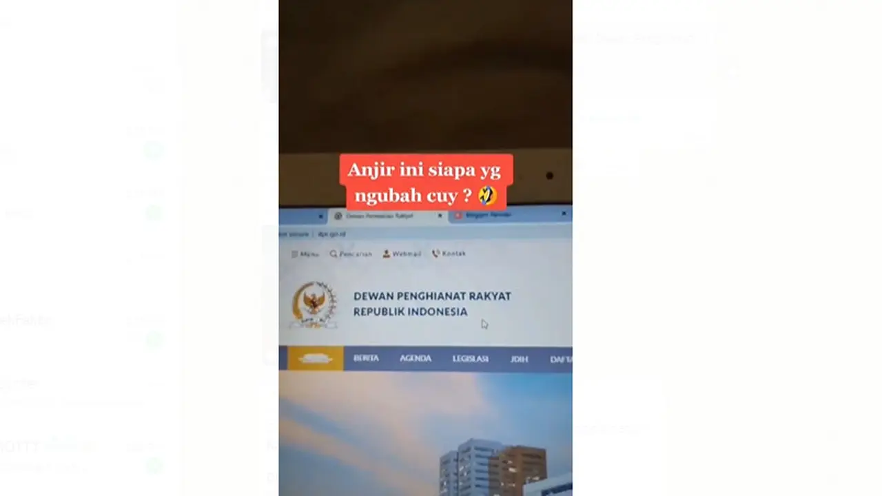Tangkapan Layar Situs DPR Diretas Jadi Dewan Penghianat Rakyat