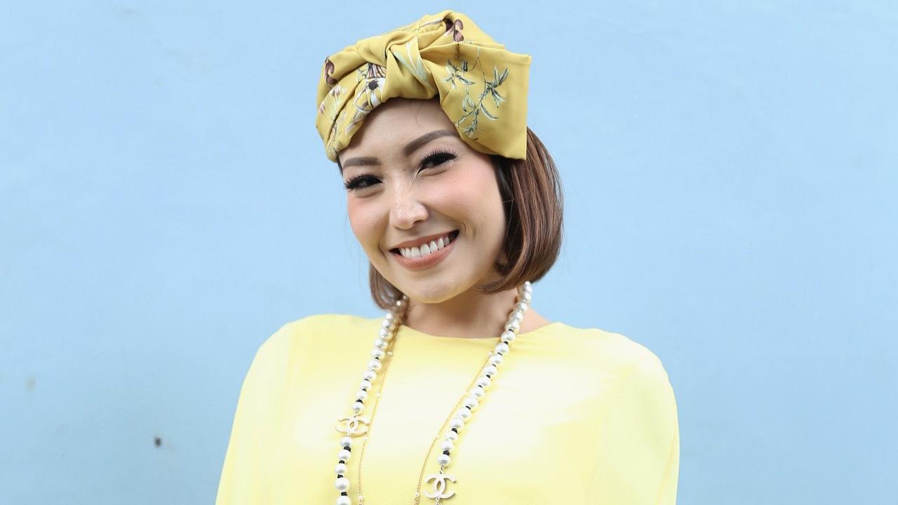 [Bintang] Ayu Dewi