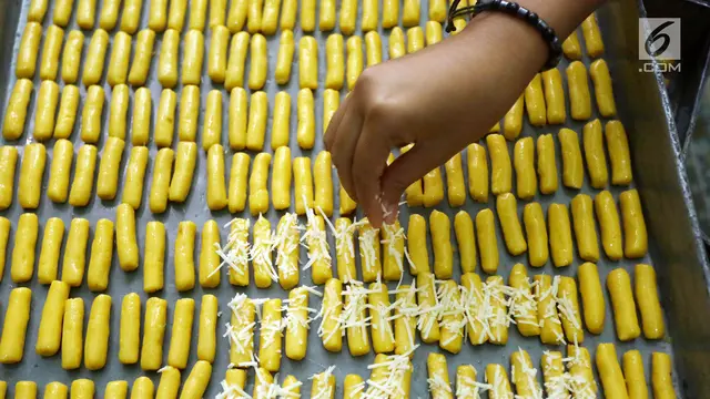 Jelang Lebaran, Pengusaha Kue Kering Kebanjiran Pesanan