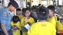 Citizen6, Jakarta: KRI Teluk Manado-537 yang tengah dalam persiapan melaksanakan operasi dalam rangka mendukung pengamanan pulau-pulau terluar wilayah barat RI, menerima murid-murid tersebut. (Pengirim: Kadispen Kolinlamil)